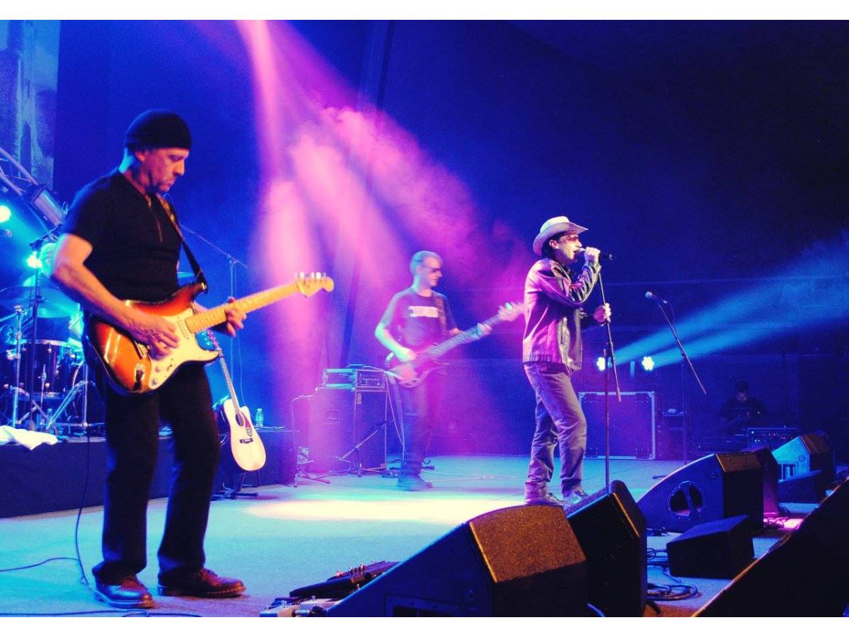 TRIBUTOS: U2, George Michael & Bruce Springsteen 04.11.2017 - Magma, Las Americas