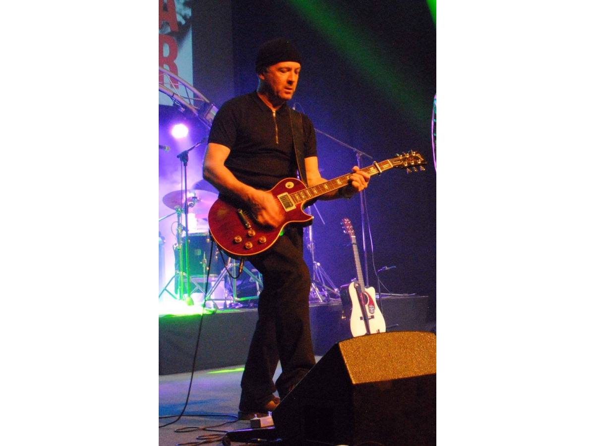 TRIBUTOS: U2, George Michael & Bruce Springsteen 04.11.2017 - Magma, Las Americas