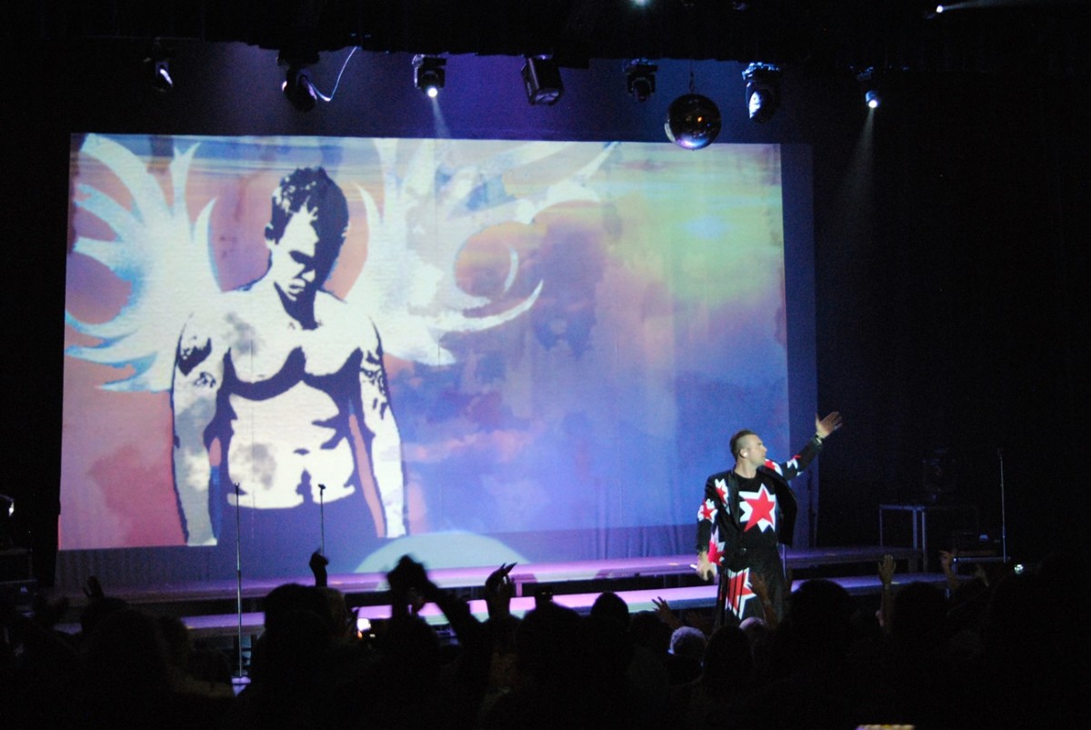 TRIBUTOS: Take That & Robbie Williams 27.04.2019 -  Auditorio Infanta Leonor