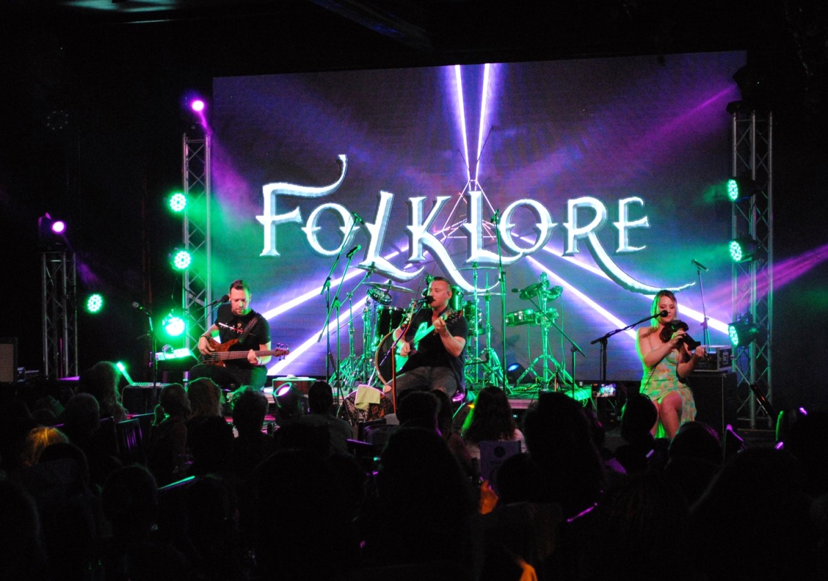 TRIBUTOS: Folklore 20.05.2022 - Castillo San Miguel