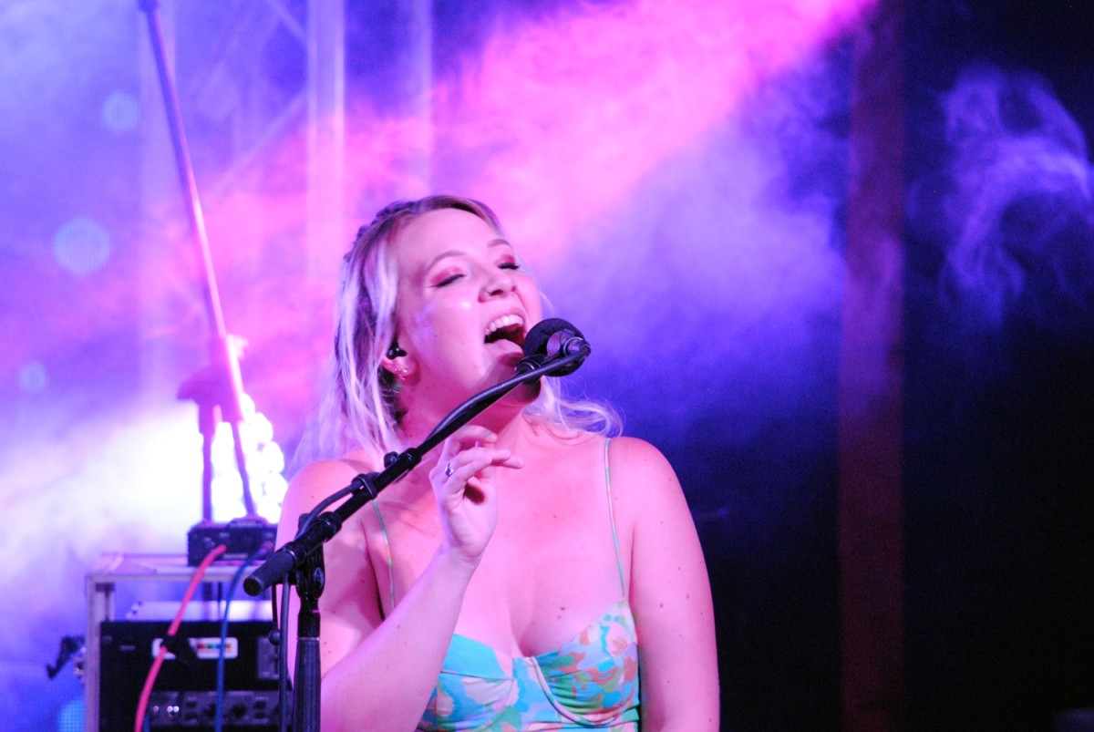 TRIBUTOS: Folklore 20.05.2022 - Castillo San Miguel