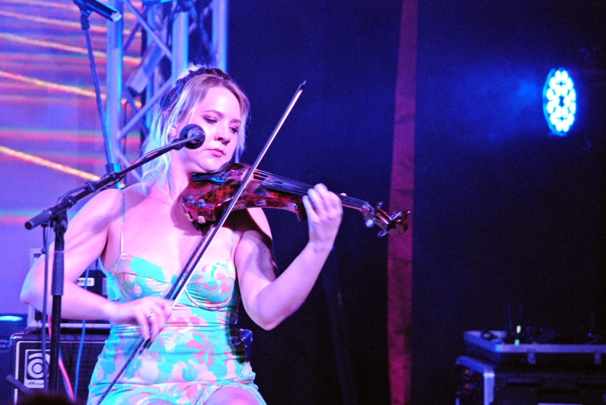 TRIBUTOS: Folklore 20.05.2022 - Castillo San Miguel