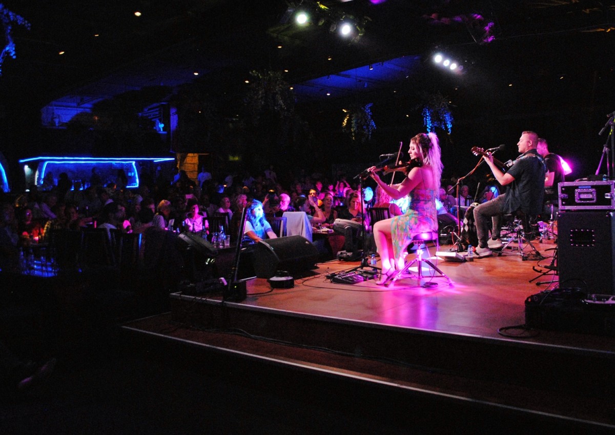 TRIBUTOS: Folklore 20.05.2022 - Castillo San Miguel