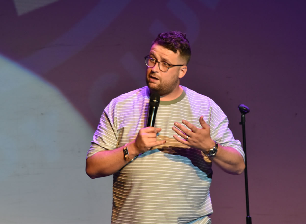 COMEDIA: Manfords Comedy Club 06.09.2024